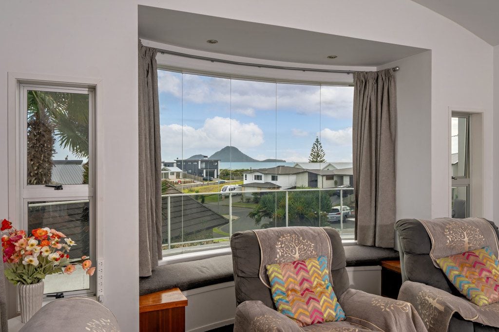 26 Anchorage Grove, Coastlands, Whakatane, Bay Of Plenty - Carousel 2