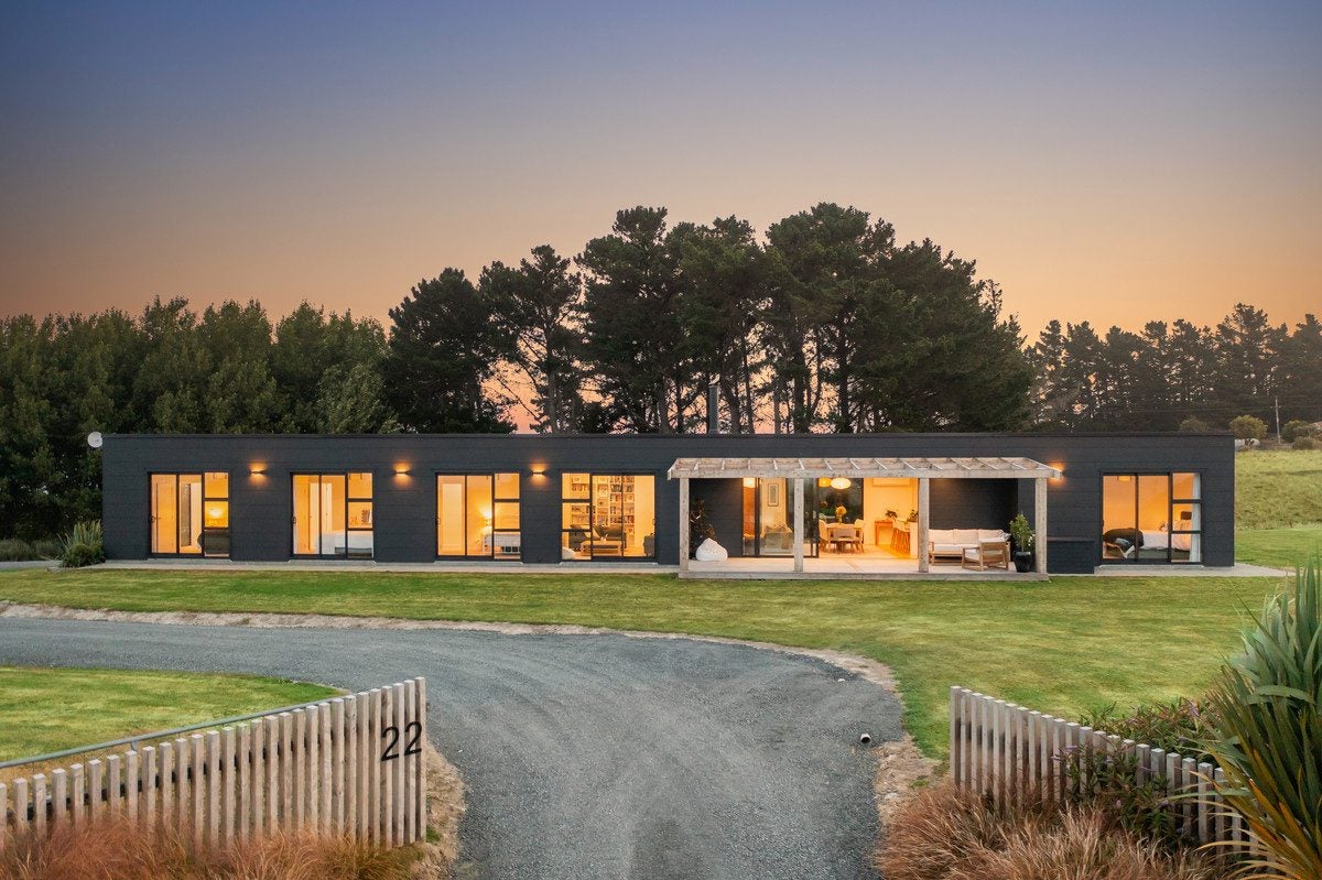 22 Liddells Road, Brighton - Carousel 1