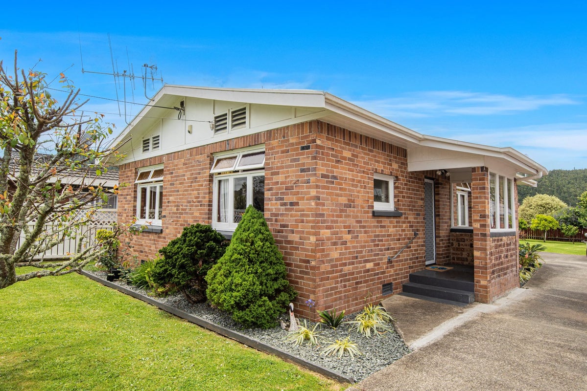 6 Princes Street, Kensington, Whangarei - Carousel 1