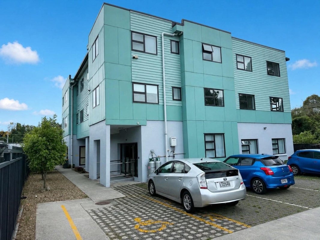 152 Triangle Road, Massey, Auckland - Carousel 13