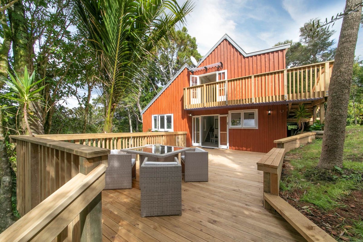 30 Kauri Loop Road, Oratia, Auckland - Carousel 2