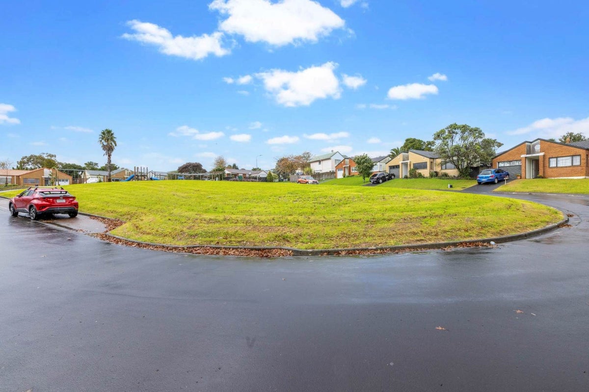 11/12 Blueridge Close, Sunnyvale, Waitakere City, Auckland - Carousel 13