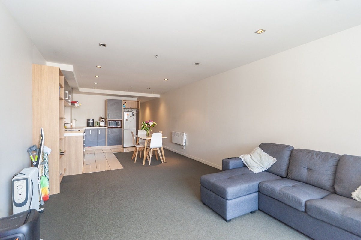 3F/245 Wakefield Street, Te Aro, Wellington - Carousel 1