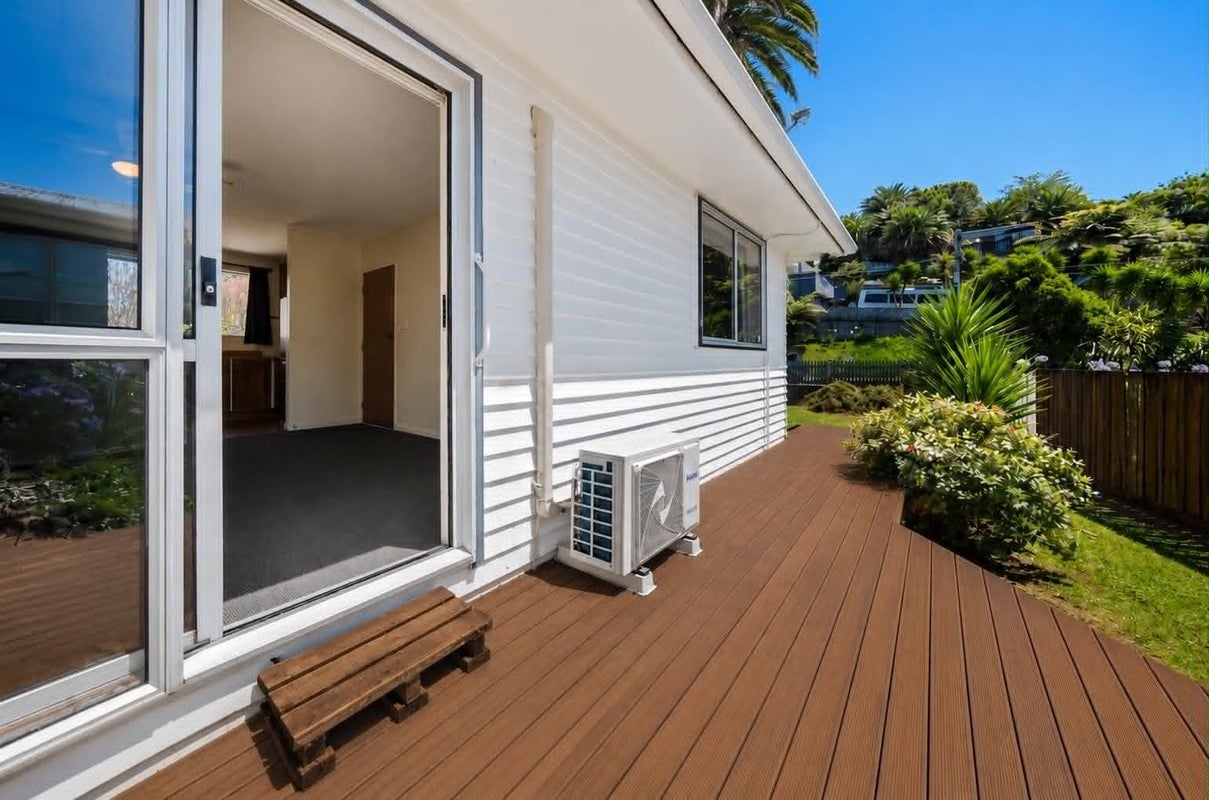 81 Awanui Street, Merrilands, New Plymouth - Carousel 2