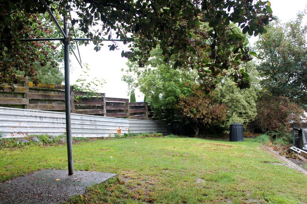 45 Edelweiss Grove, Timberlea, Upper Hutt - Carousel 15