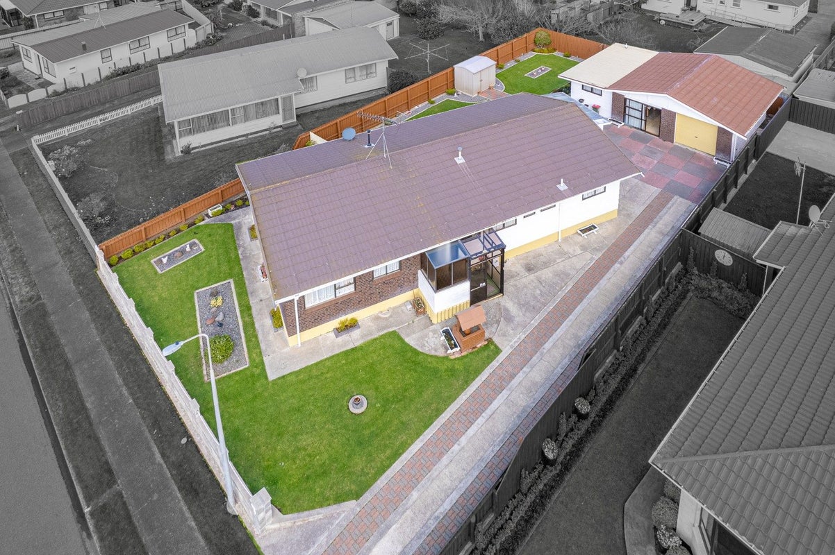 9 Stafford Street, Springvale, Whanganui - Carousel 2