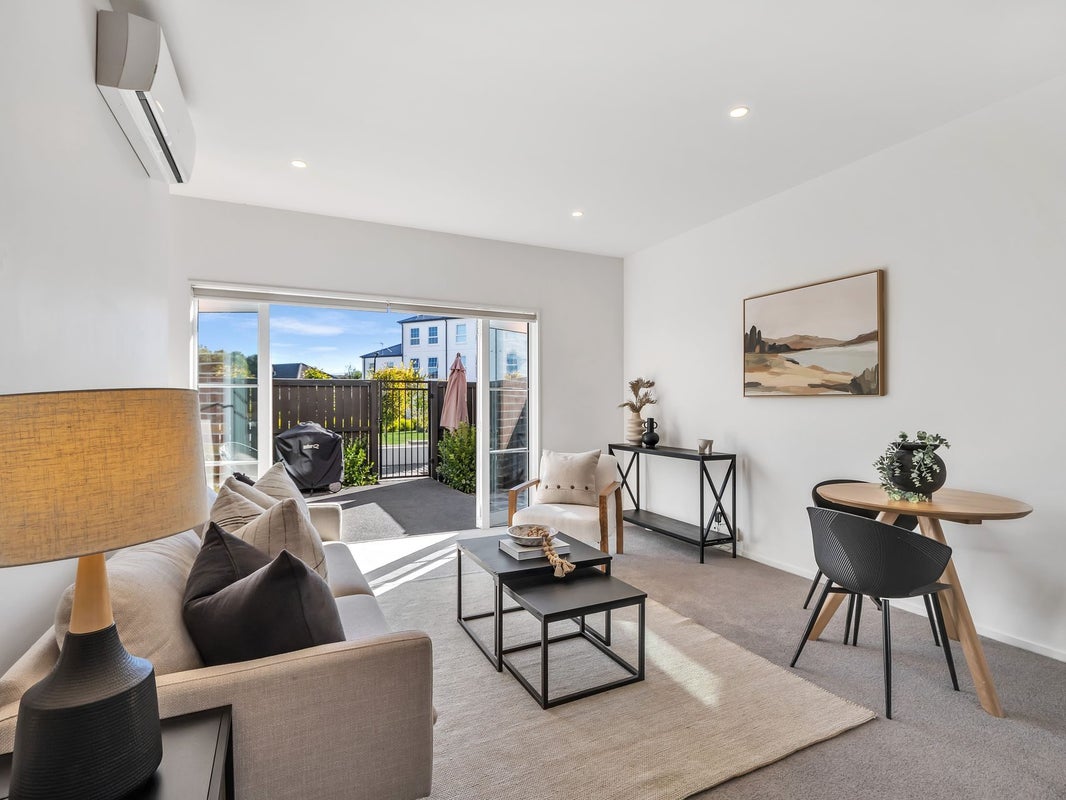 2/287 Selwyn Street, Spreydon, Christchurch - Carousel 2