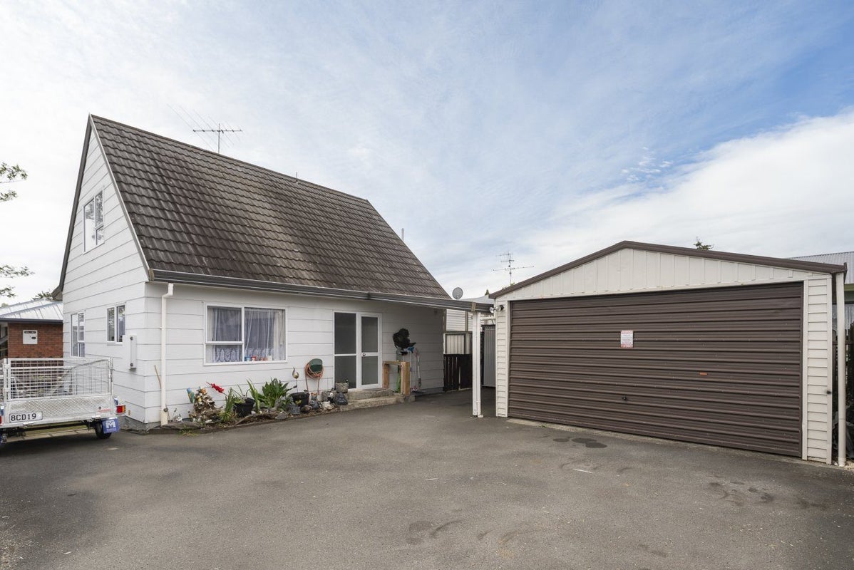 112 Parkers Road, Tahunanui, Nelson - Carousel 2