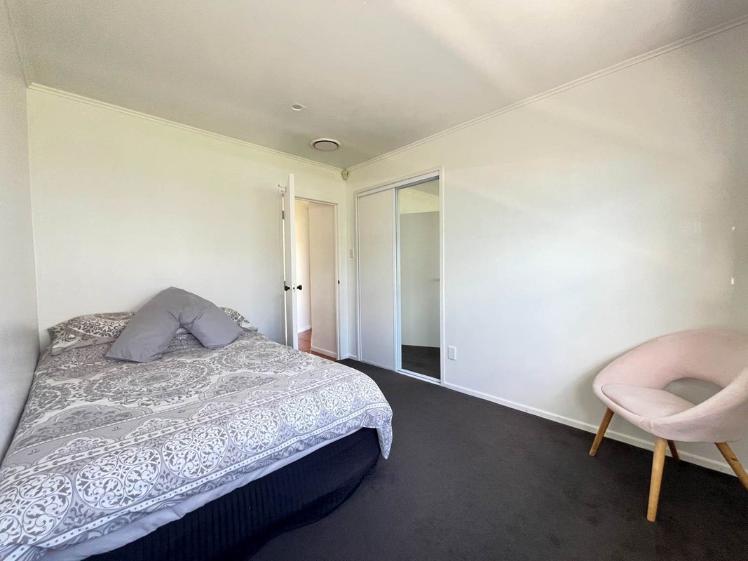 20 Kirby Street, Glendene, Auckland - Carousel 18