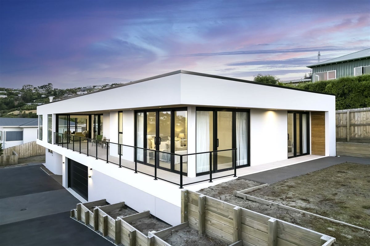 73 Moncks Spur Road, Redcliffs, Christchurch - Carousel 2