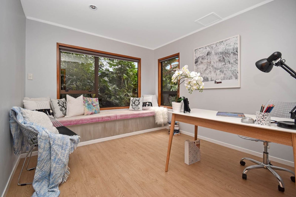 24 Danbury Drive, Torbay, Auckland - Carousel 2