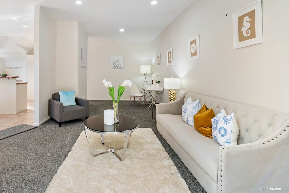 15/270 Sunset Road, Windsor Park, Auckland - Carousel 1