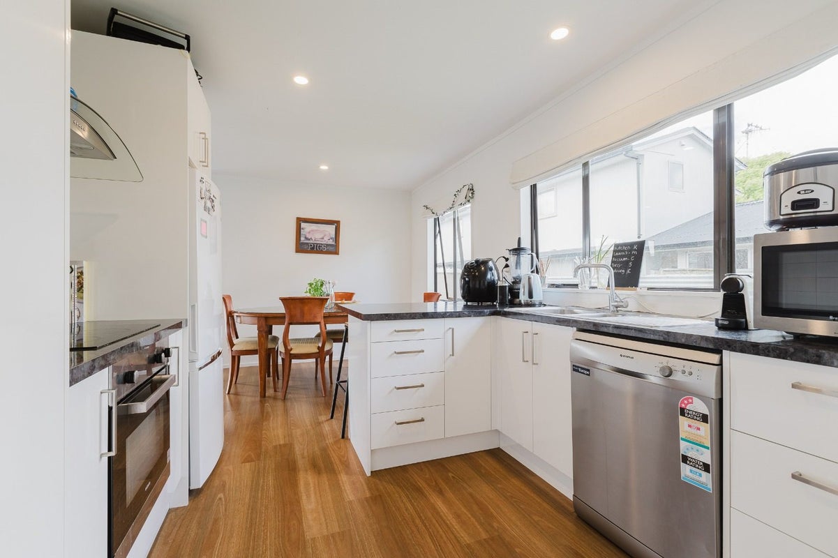 99B Ferguson Street, West End, Palmerston North, Manawatu / Whanganui - Carousel 2