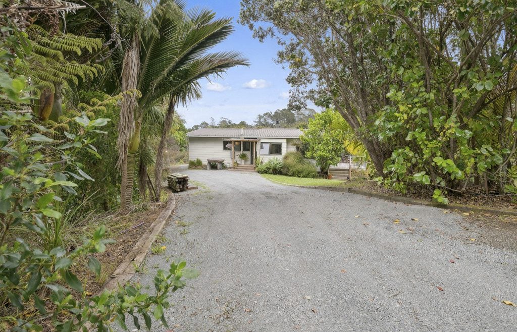 74A Brookdale Road, Riverhead, Albany - Carousel 2