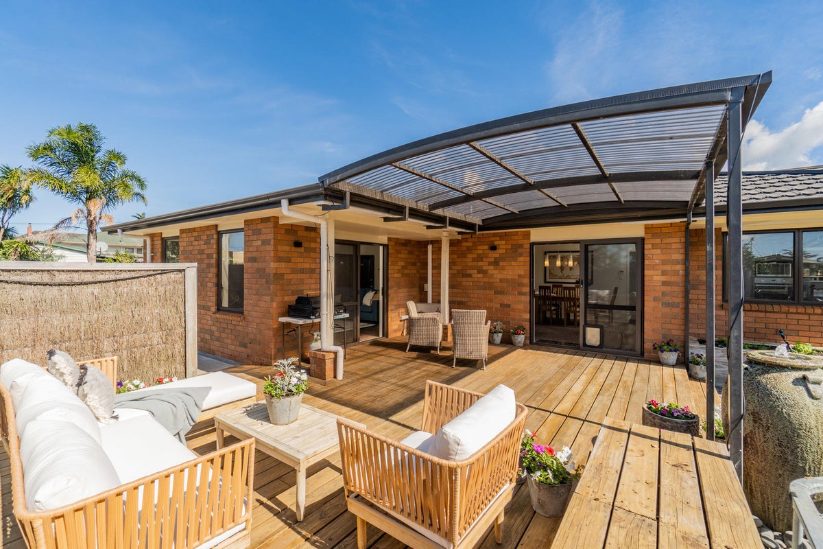 65A Willerton Avenue, New Lynn, Auckland - Carousel 2