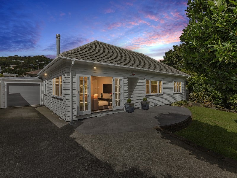 41 Ranelagh Street, Karori, Wellington - Carousel 21