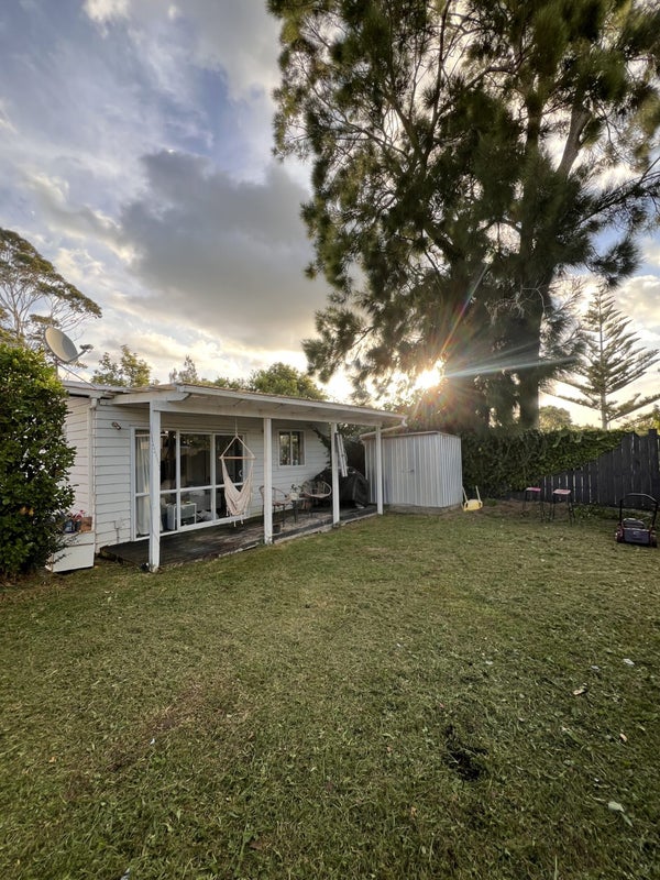 9 Flaunty Place, West Harbour, Auckland - Carousel 8