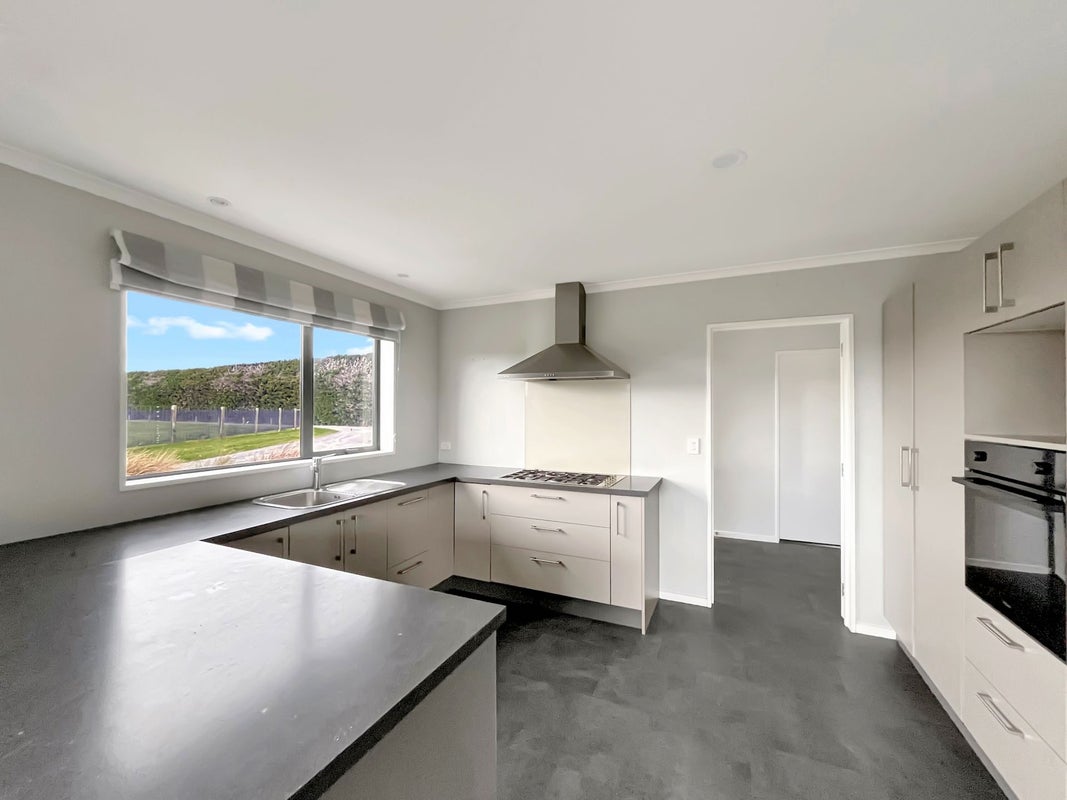 84 Massey Road, Highbank - Carousel 2