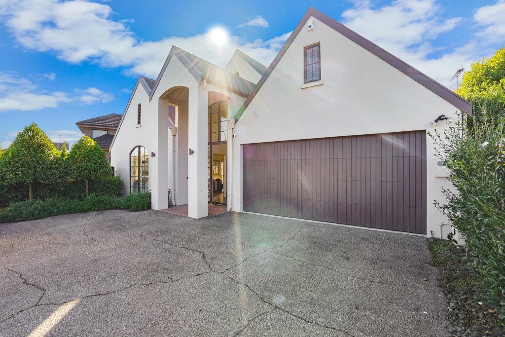 576 River Road, Fairfield, Hamilton - Carousel 21