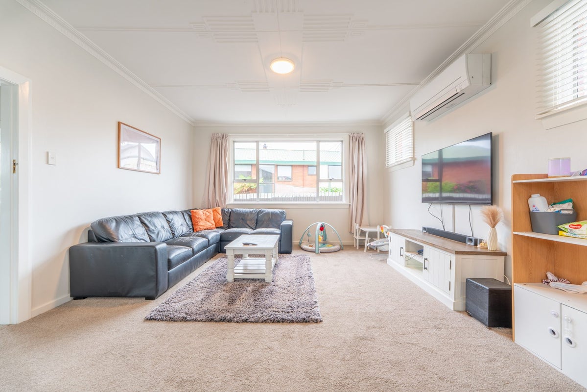 37 Avenue Road, West End, Timaru - Carousel 2