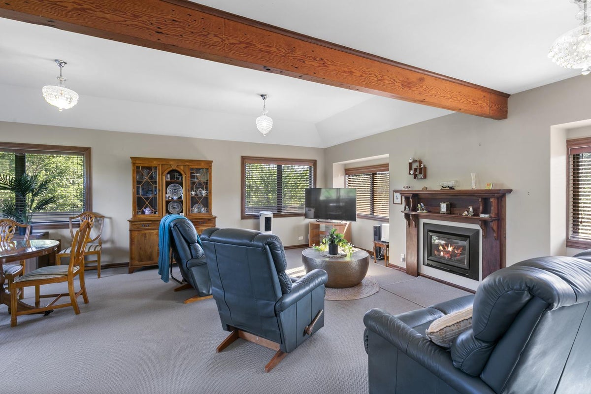 23A Gibbs Crescent, Wainuiomata, Lower Hutt - Carousel 2