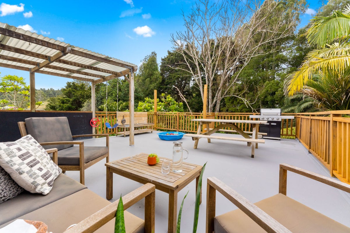 52 Vandeleur Avenue, Birkdale, Auckland - Carousel 2