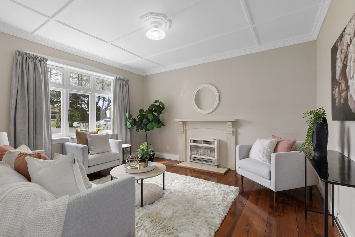 1/8 Bracken Street, Petone, Lower Hutt - Carousel 2