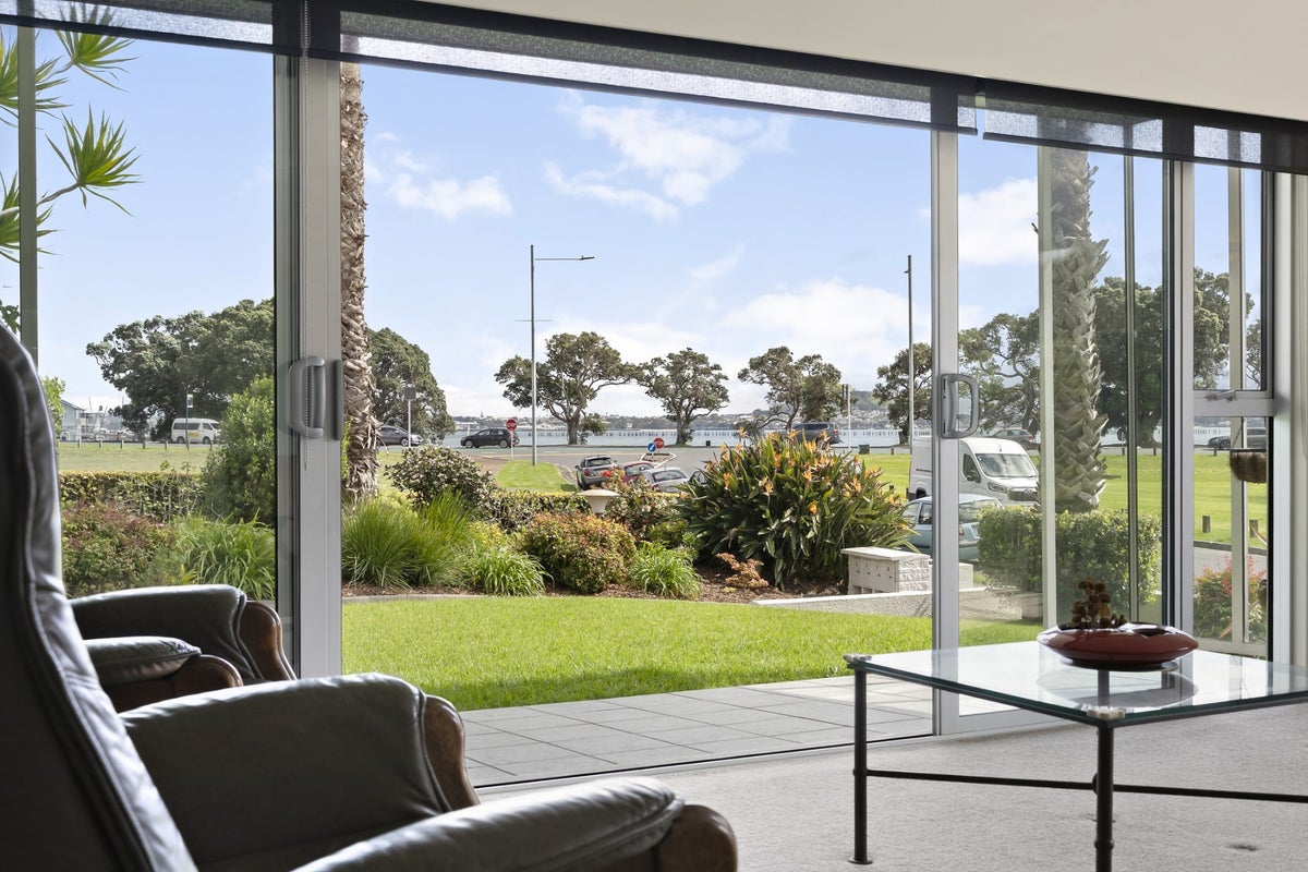 8/1 Watene Crescent, Orakei, Auckland - Carousel 2