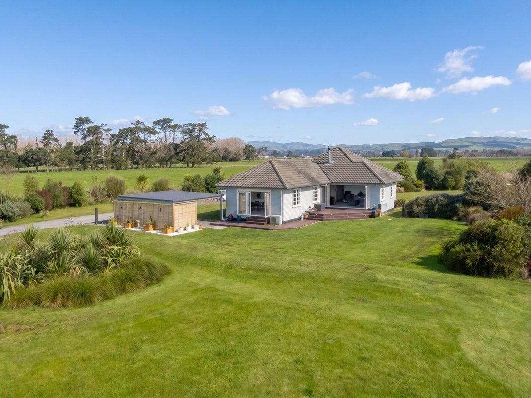 162 Para Road, Waihakeke, Carterton - Carousel 2