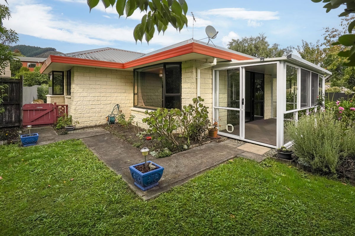 45 Rainbow Drive, Atawhai, Nelson - Carousel 1
