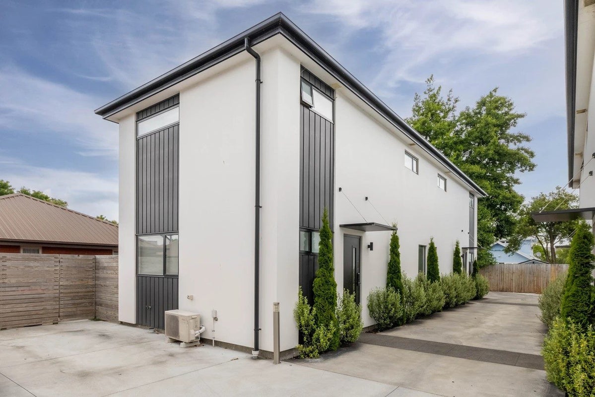 3/32 Heywood Terrace, Richmond, Christchurch - Carousel 1