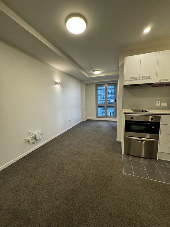 10N/135 Victoria Street West, Auckland Central, Auckland - Carousel 1