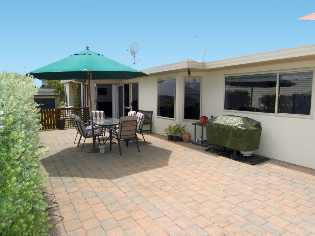 3 Strata View, Western Heights, Hamilton - Carousel 2