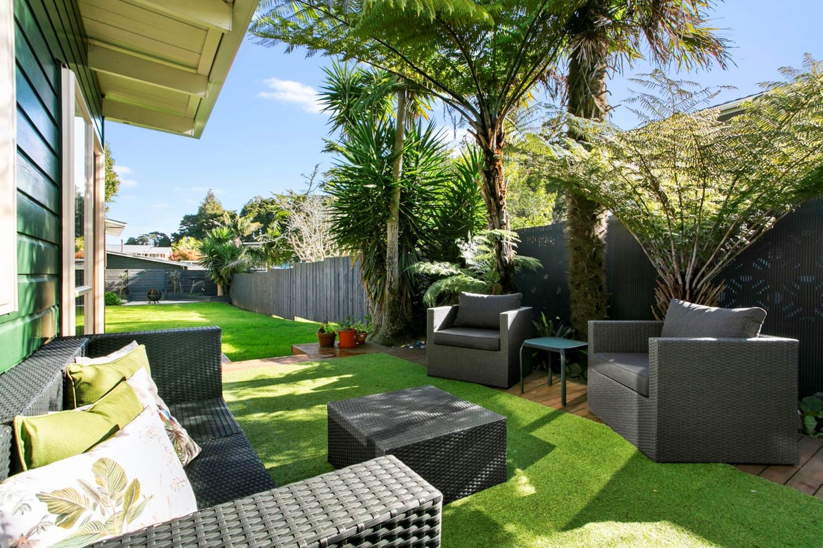 73 Lawrence Crescent, Hillpark, Auckland - Carousel 1