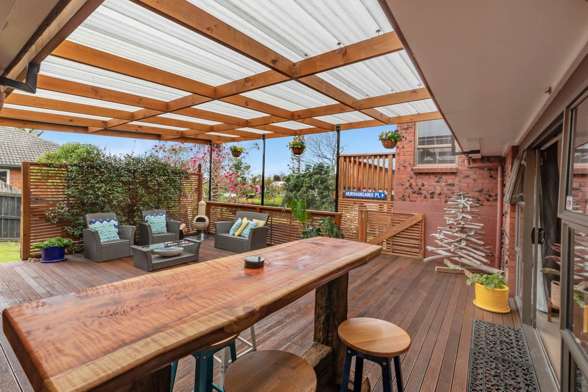 13 Rippleside Place, Pahurehure, Papakura - Carousel 2