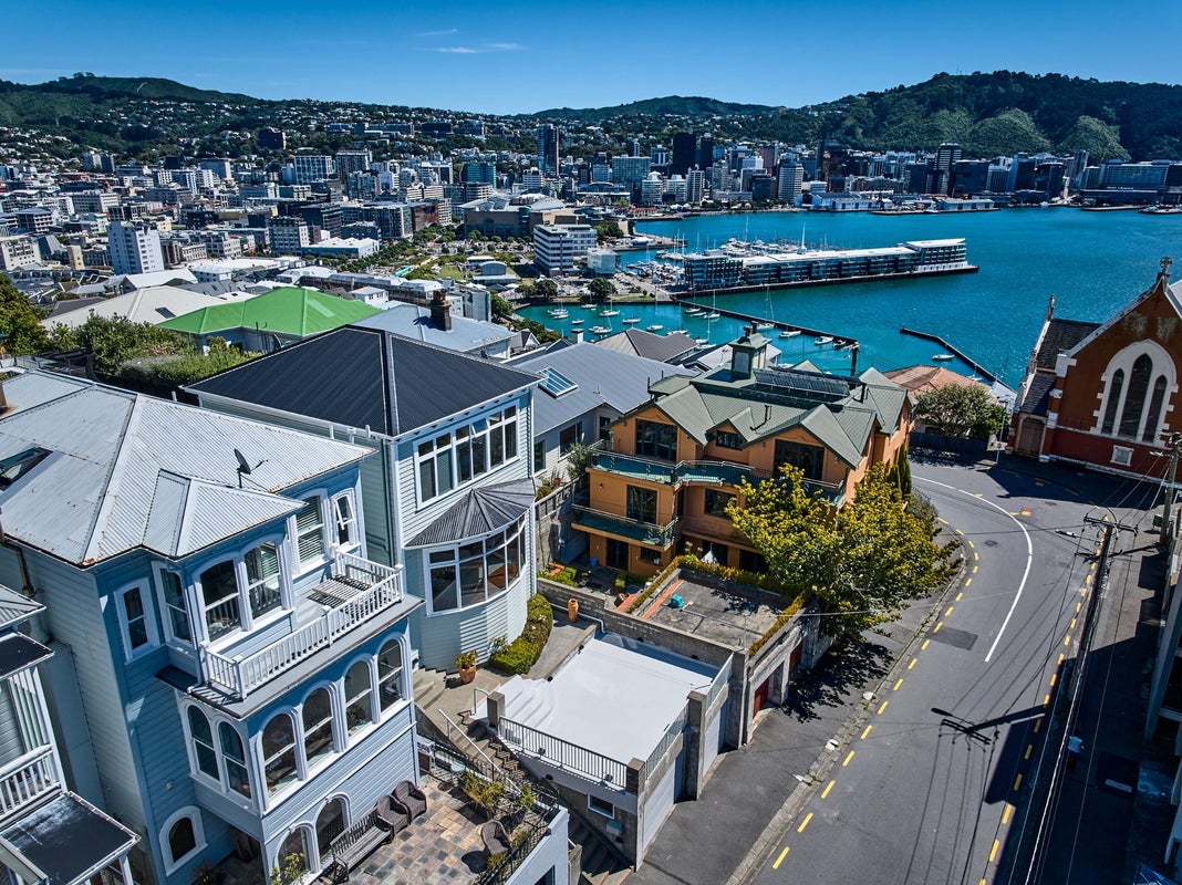 1 Moeller Street, Mount Victoria, Wellington, Wellington - Carousel 2