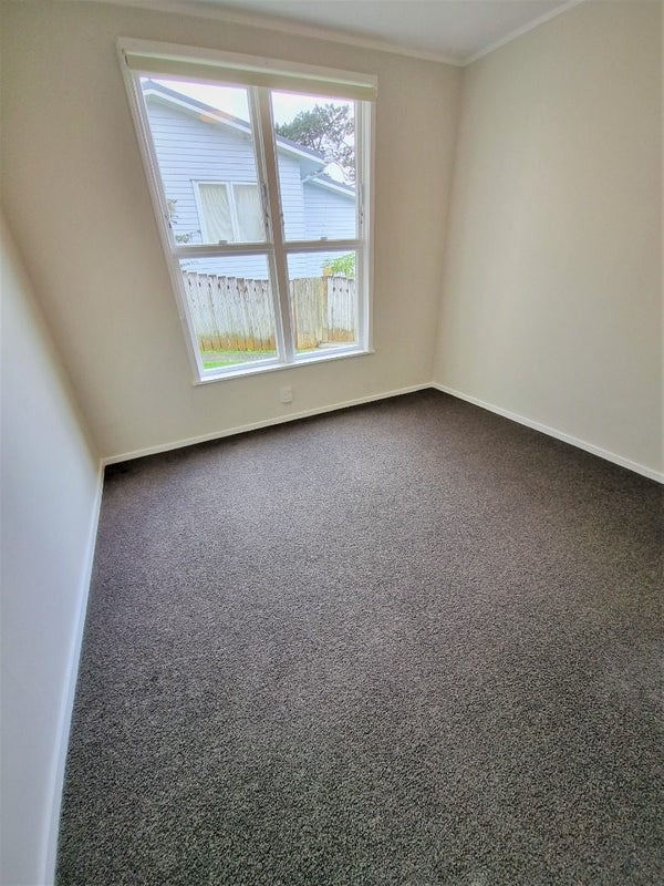 53 Taurus Crescent, Beach Haven, Auckland - Carousel 16