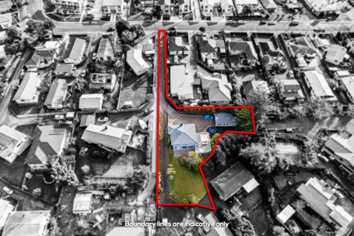 57B Lancaster Road, Beach Haven, Auckland - Carousel 24