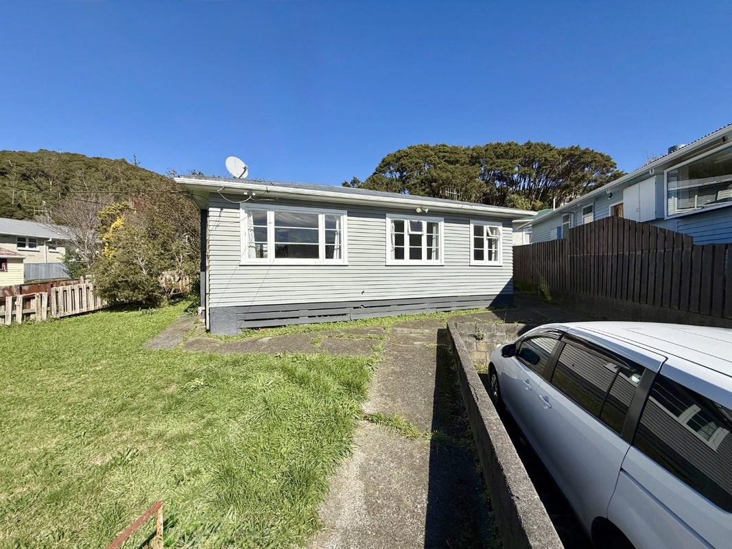 17 Karaka Street, Wainuiomata, Lower Hutt - Carousel 10