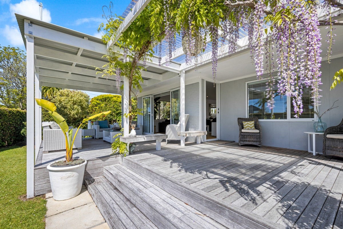 19 Harbour View Road, Warkworth - Carousel 1