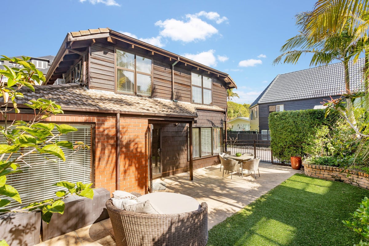 3/38 Goldie Street, St Heliers, Auckland - Carousel 1