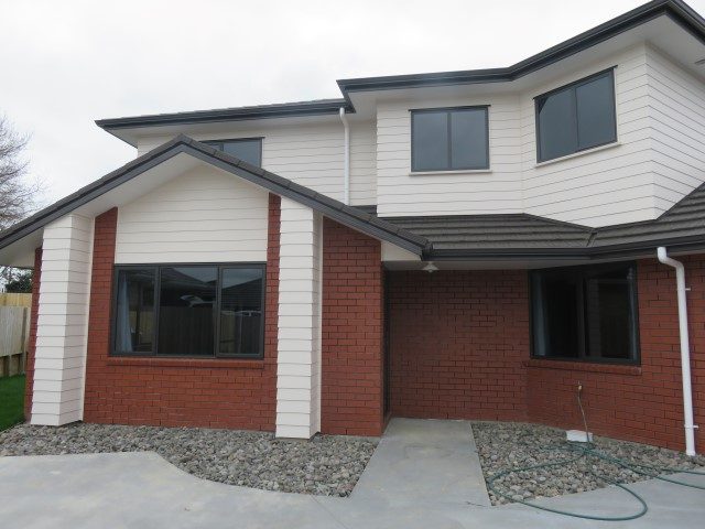 15A Sinead Court, Grandview Heights, Hamilton - Carousel 1