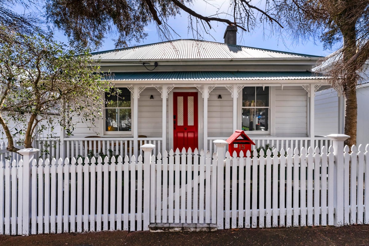 15 Pompallier Terrace, Ponsonby, Auckland - Carousel 1
