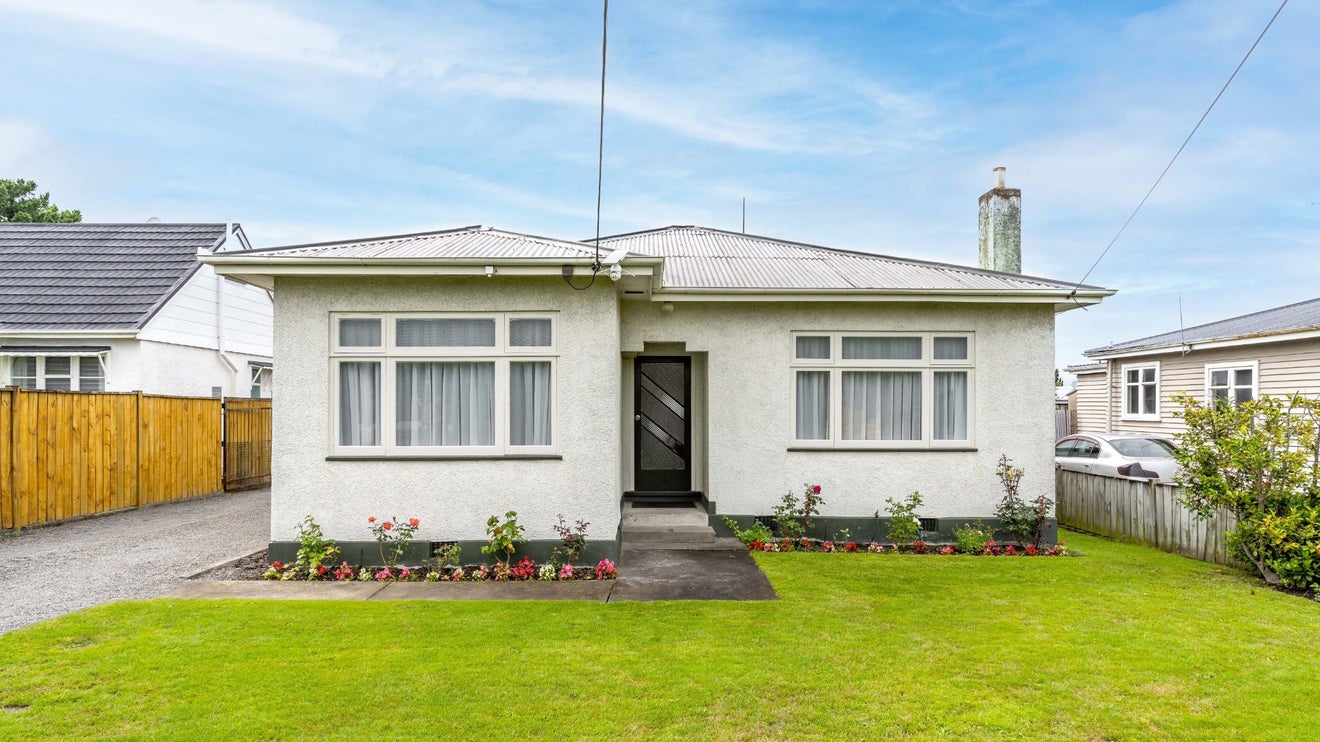 35 South Road, Kuripuni, Masterton - Carousel 1