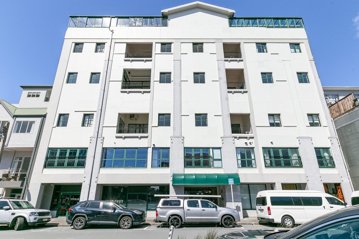 21/25 Tennyson Street, Te Aro, Wellington - Carousel 2