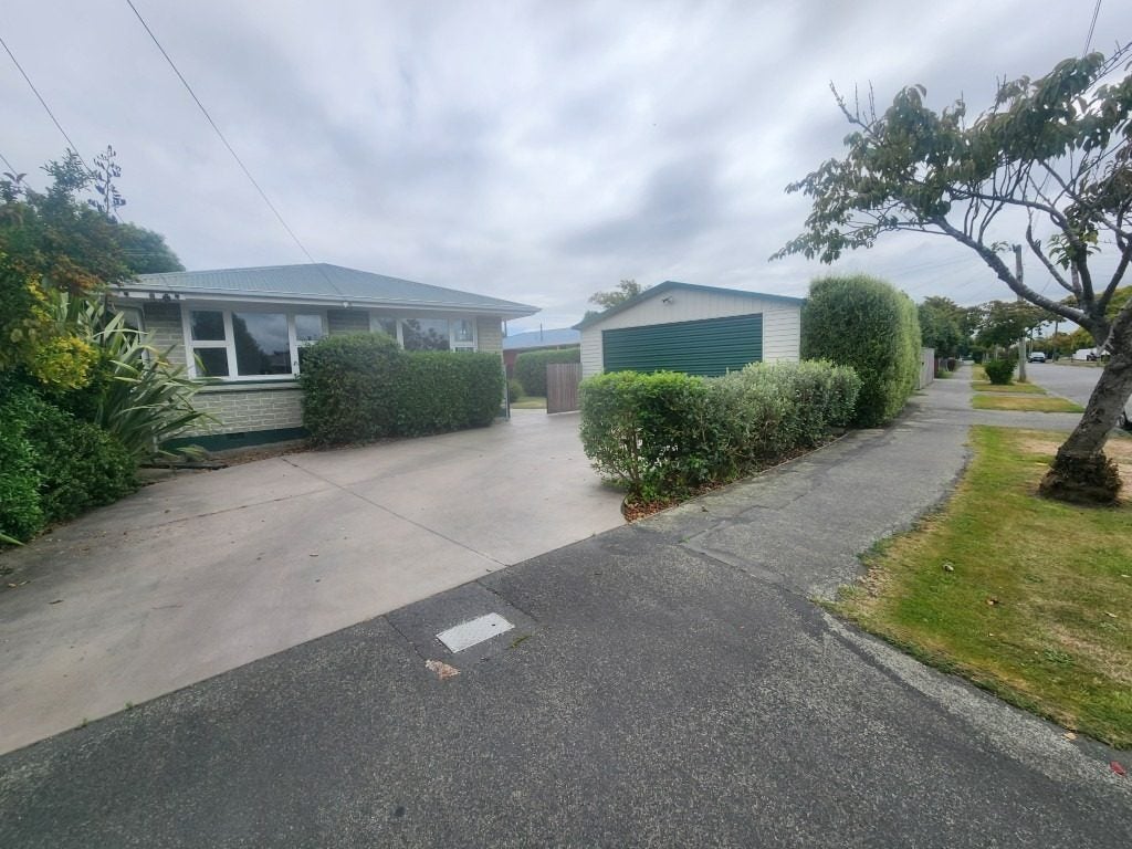9 Ebony Street, Bishopdale, Christchurch - Carousel 1