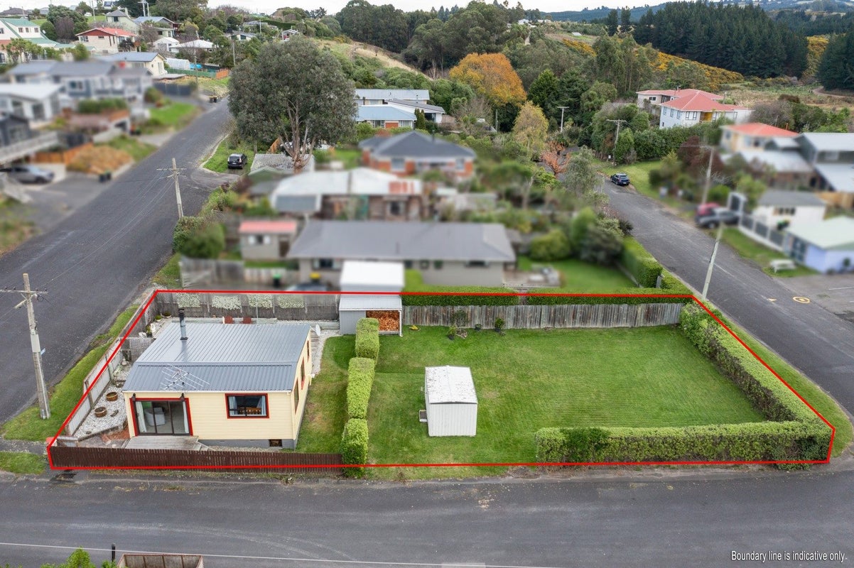 1 Copeland Street, Brighton, Dunedin - Carousel 25