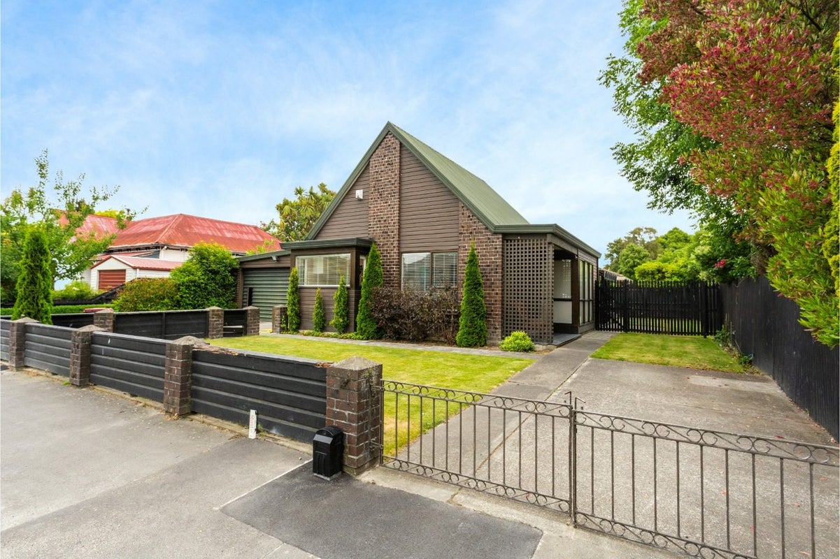 71 Norwood Street, Sydenham, Christchurch - Carousel 1