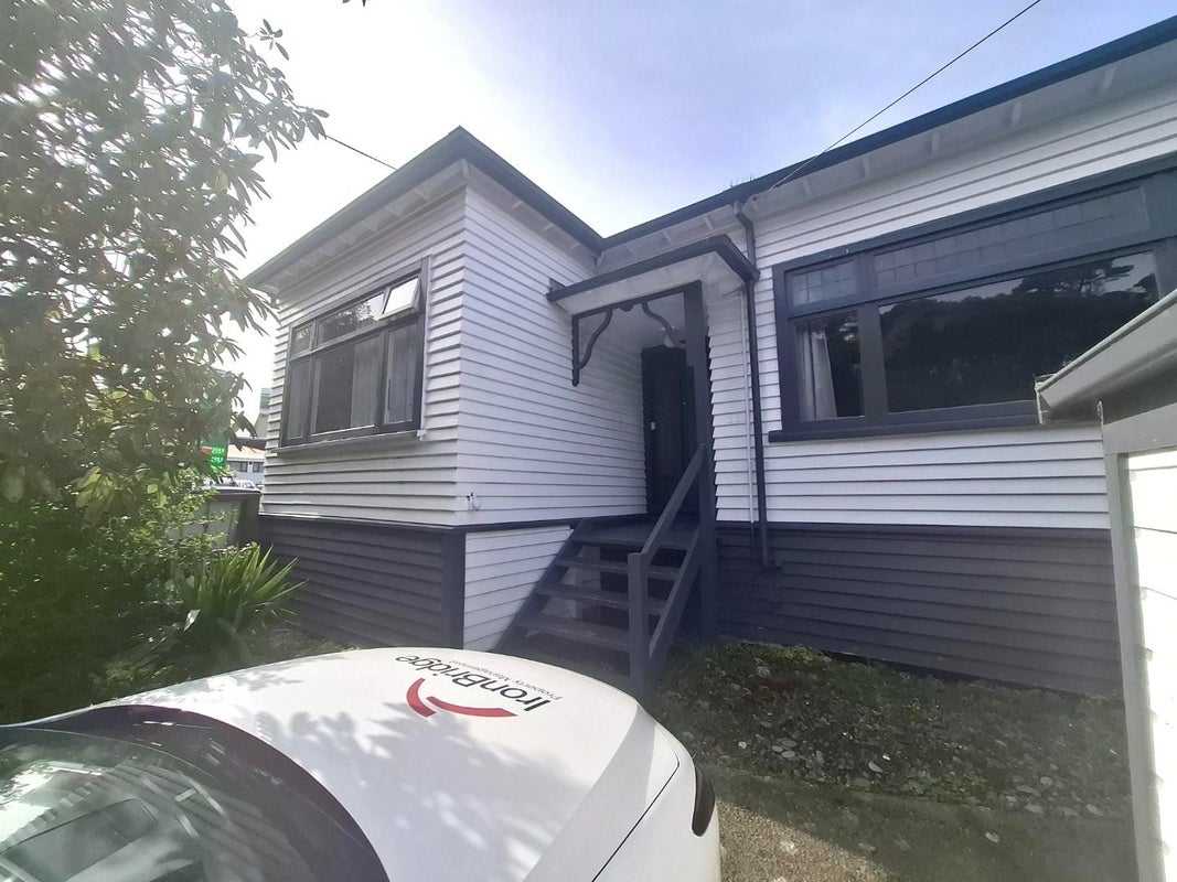 221 Ohiro Road, Brooklyn, Wellington - Carousel 18
