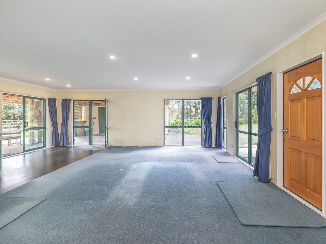 222 Bruce Road, Levin, Levin - Carousel 2